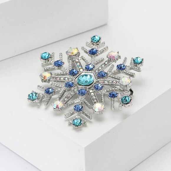 Women Rhinestone Snowflake Brooch Crystal Winter Snowflake Brooch Pin Blue - Picture 6 of 6